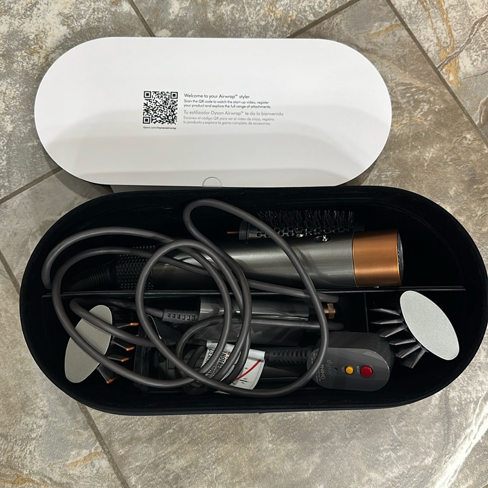 Dyson Airwrap Styler